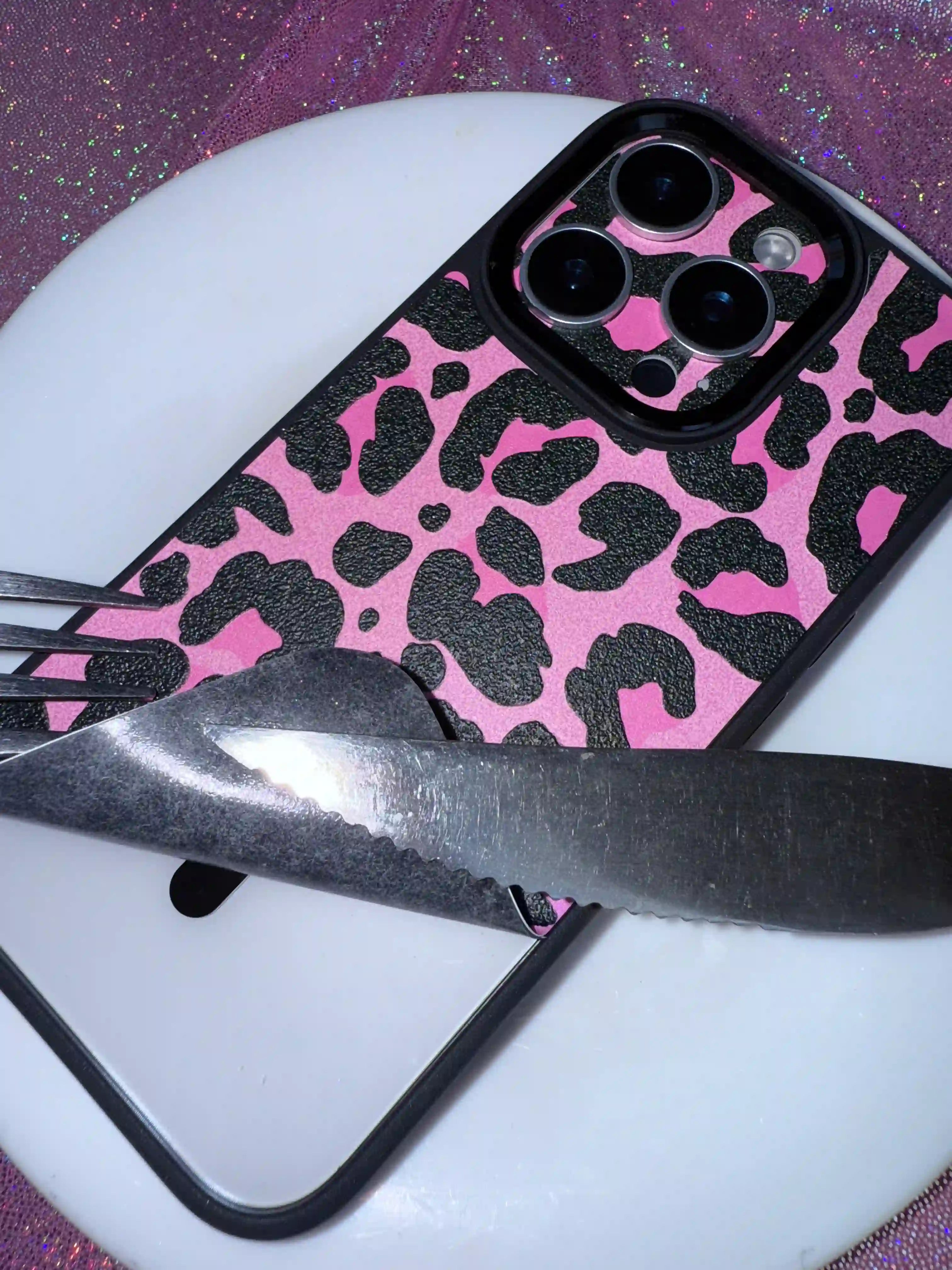 Pink Leopard Magsafe iPhone Case
