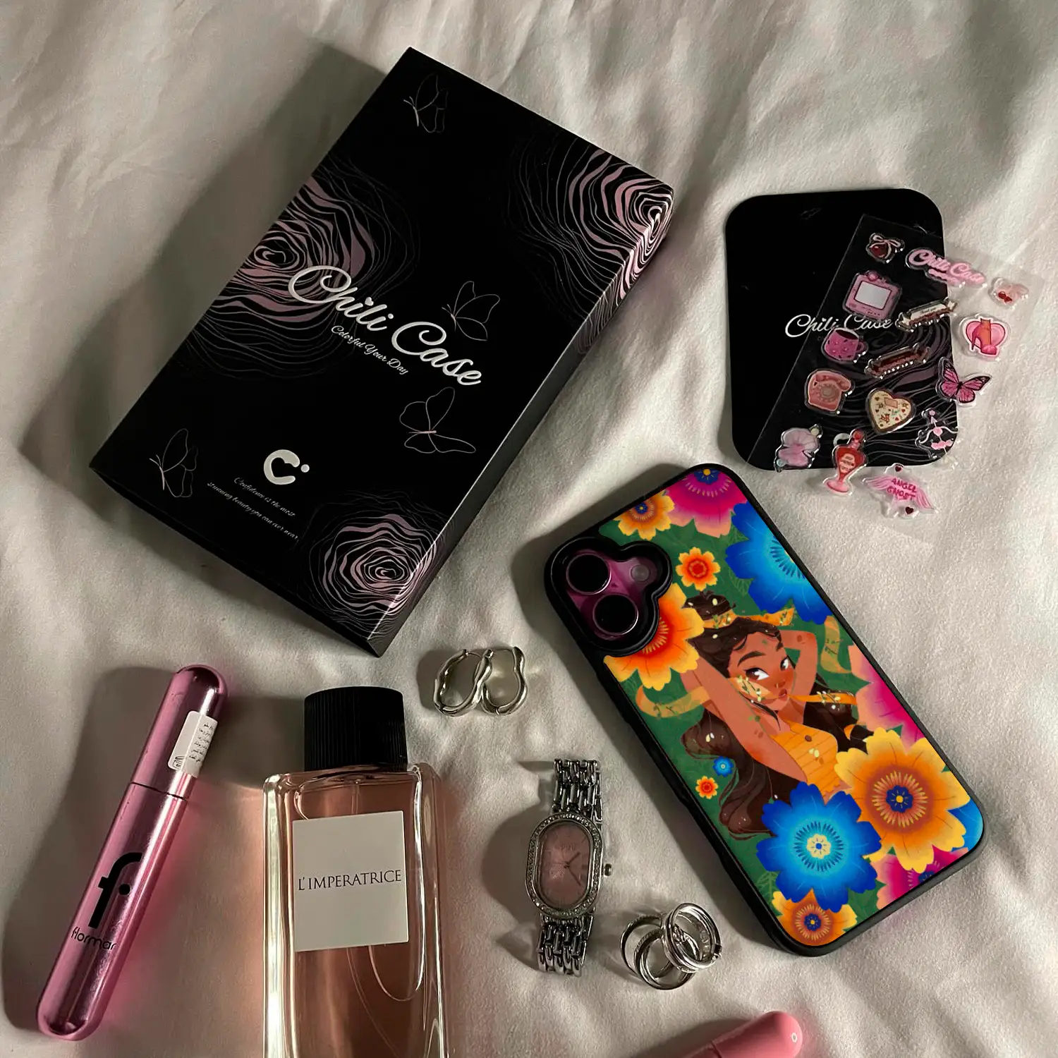 Delicate Girl Magsafe iPhone Case