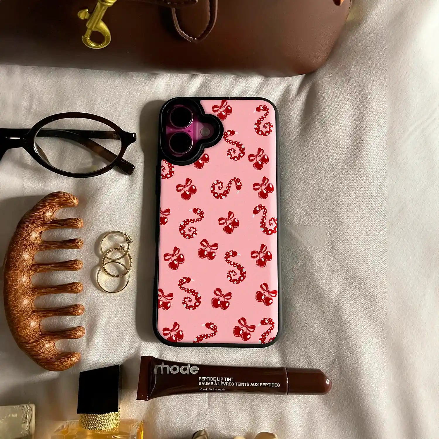 Cherry Kiss | Magsafe iPhone Case