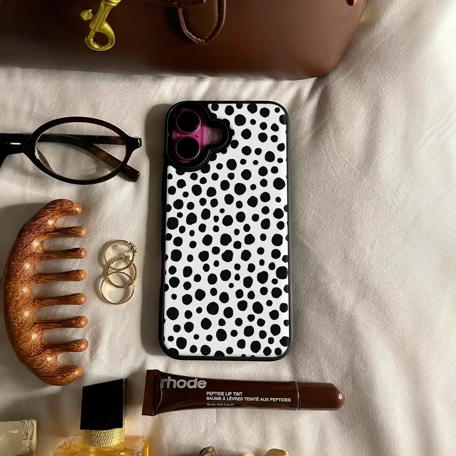 Mooody Babe Magsafe iPhone Case